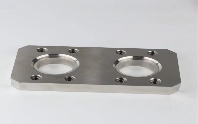 Brief Introduction to 316L Stainless Steel Square Flanges