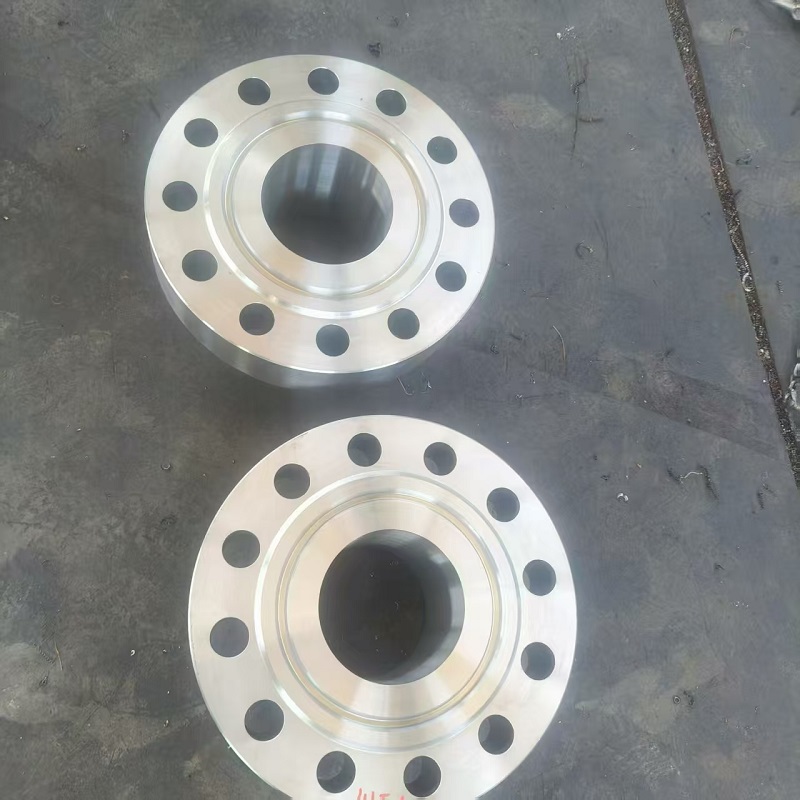 ANSI B16.5 150lbs Carbon Steel Blind Flange & 316L Stainless Steel Socket Weld Flange